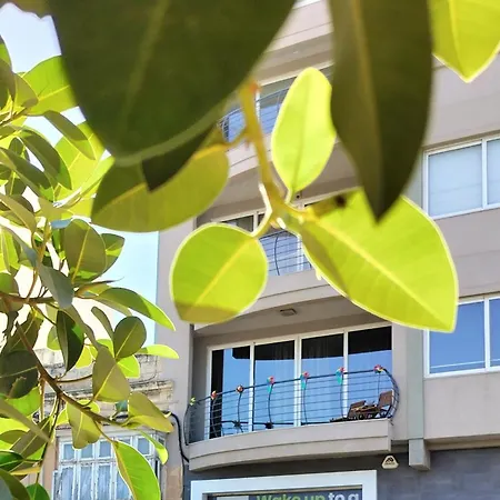 Stunning Seafront With Marina And Valletta Views In Malta Apartament