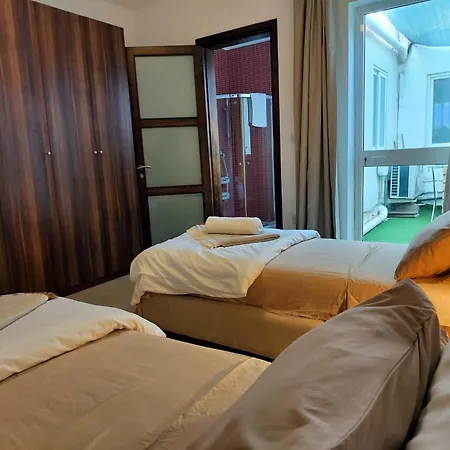 Stunning Seafront With Marina And Valletta Views In Malta