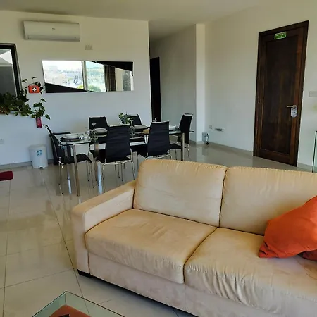 Apartment Stunning Seafront With Marina And Valletta Views In Malta Gzira