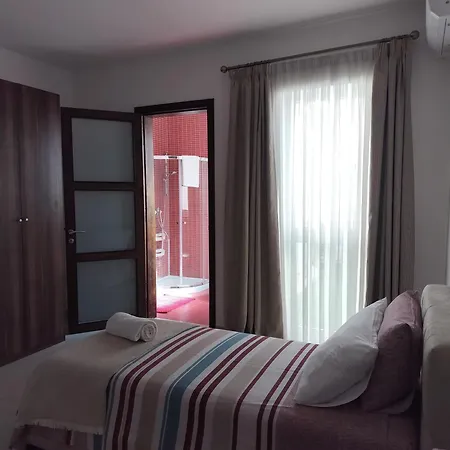 Appartement Stunning Seafront With Marina And Valletta Views In Malta