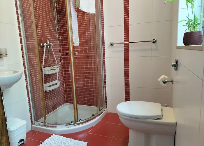 Stunning Seafront With Marina And Valletta Views In Malta *