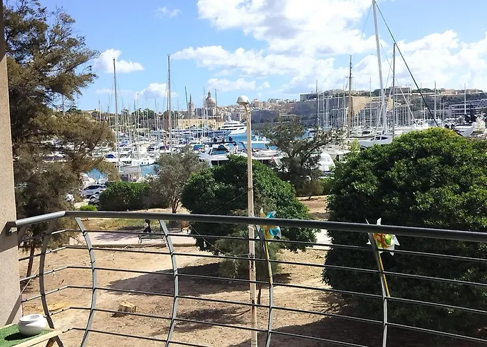 Stunning Seafront With Marina And Valletta Views In Malta Apartment